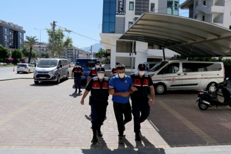 Antalya'da eşini &ouml;ld&uuml;ren koca: "Neden bu kadar &uuml;zerime geliyorlar"