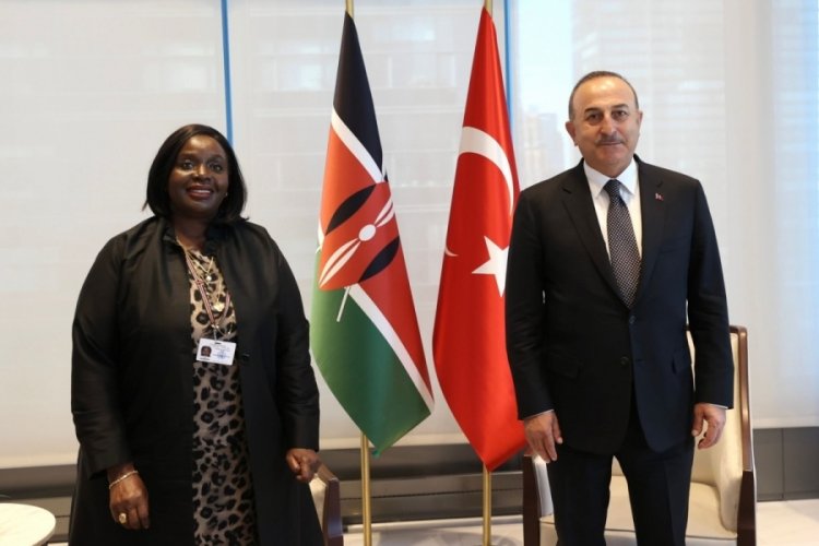 Mevl&uuml;t &Ccedil;avuşoğlu, bir dizi &uuml;st d&uuml;zey g&ouml;r&uuml;şme ger&ccedil;ekleştirdi