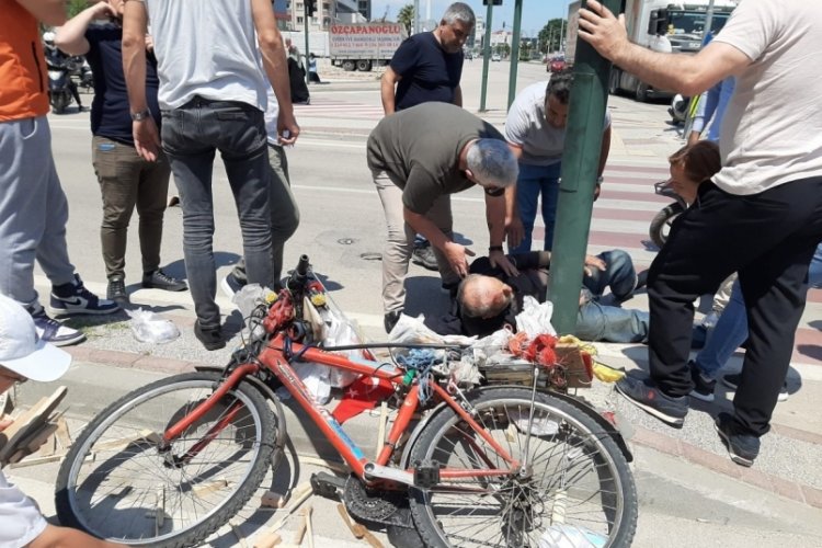 Bursa'da ehliyetsiz s&uuml;r&uuml;c&uuml;, &ouml;nce ka&ccedil;tı sonra geri geldi