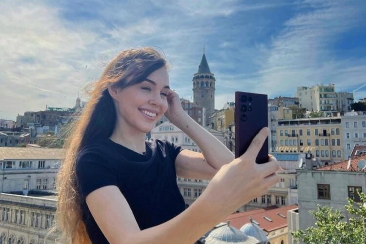 Berfu Yenenler: 50 bin TL vermediğim i&ccedil;in lin&ccedil; yedim!