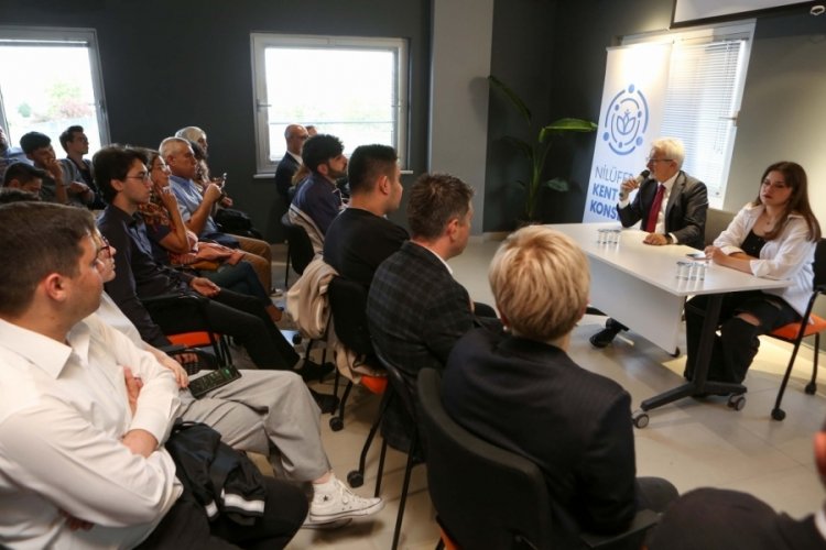 Başkan Turgay Erdem, Bursa'da gen&ccedil;lerle buluştu