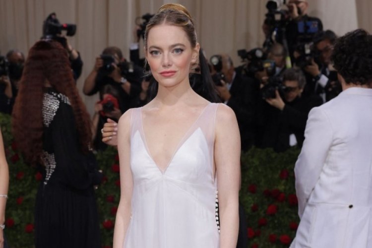 Emma Stone, evini 4.3 milyon dolara satışa &ccedil;ıkardı