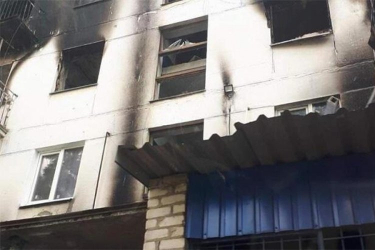 Rusya, Luhansk'ı vurdu, 13 &ouml;l&uuml; var