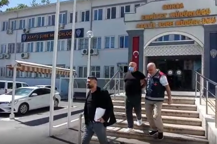 Bursa'da dolandırıcılık yapan şahıs yakalandı