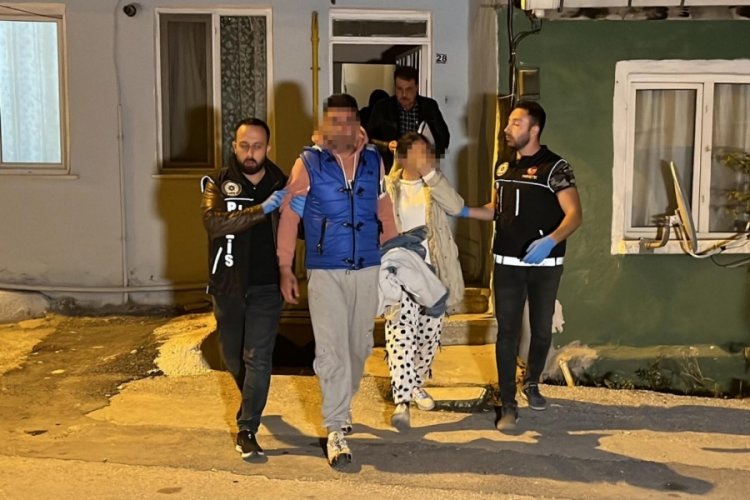 K&uuml;tahya'da uyuşturucu operasyonunda 2 kişiye g&ouml;zaltı