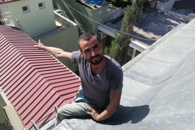 Camiye giren hırsızlar muhtardan ka&ccedil;amadı
