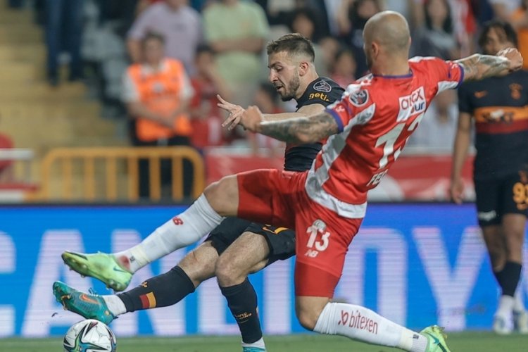 Galatasaray sezonu beraberlikle kapattı