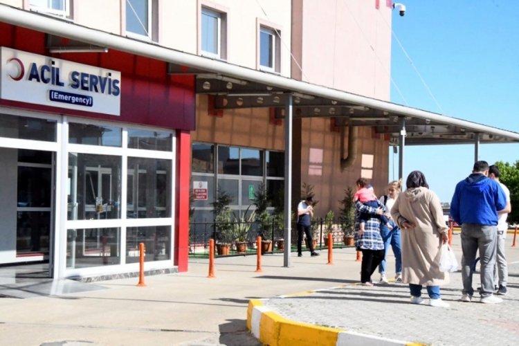 &Ccedil;ocuklarda salgın! Uzmandan rota vir&uuml;s&uuml; a&ccedil;ıklaması
