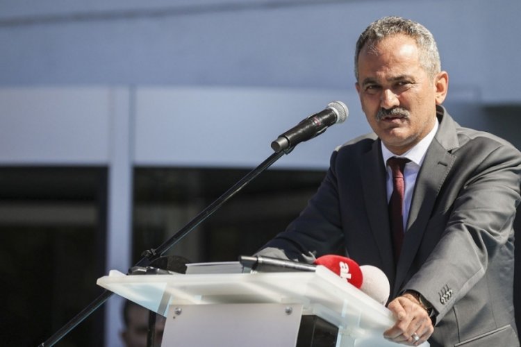 Bakan &Ouml;zer'den yeni eğitim yılı a&ccedil;ıklaması