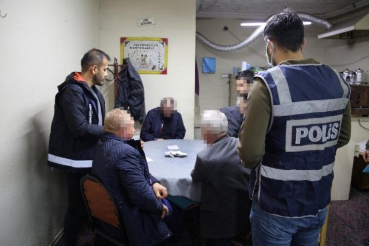 'Kumar' ve 'yasa dışı bahis' uygulamasında 30 kişiye g&ouml;zaltı