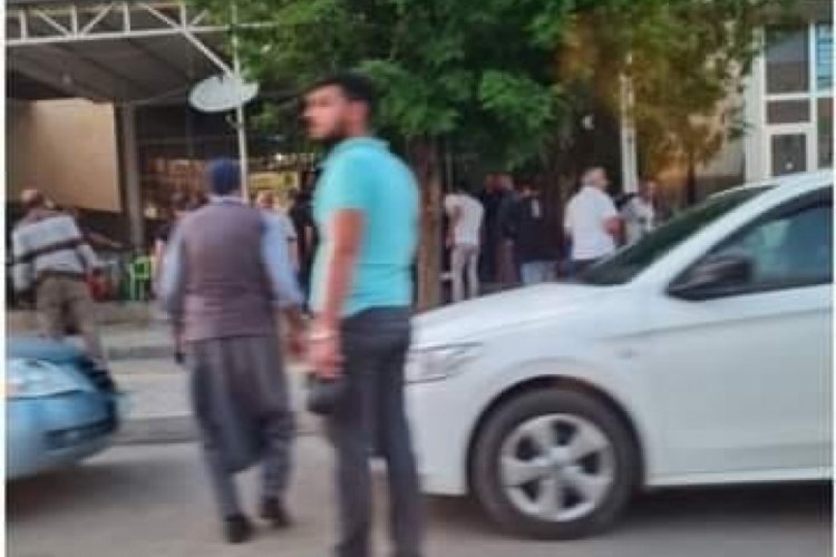 İki grup arasında silahlı kavga: 1 &ouml;l&uuml;, 4 yaralı