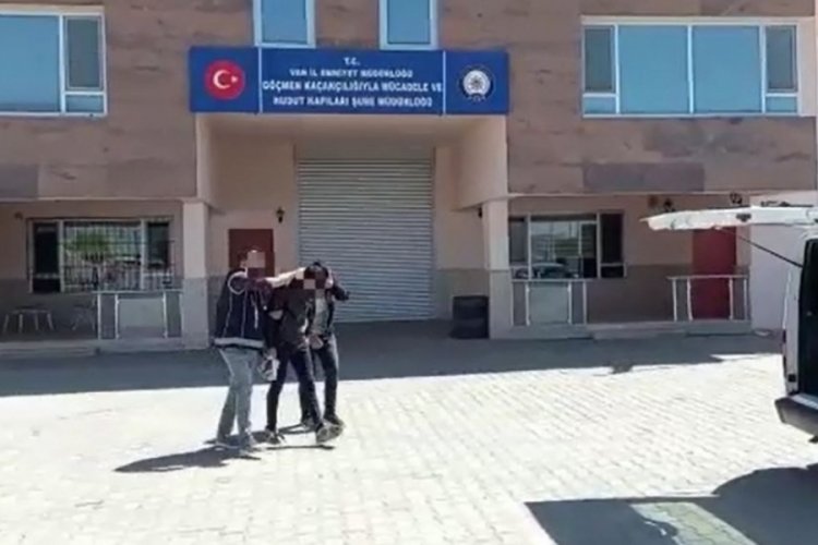Van'da 12 kişiden 8 organizat&ouml;r tutuklandı