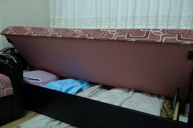 Tatilden Bursa'ya evlerine d&ouml;nd&uuml;klerinde g&ouml;rd&uuml;klerine inanamadılar