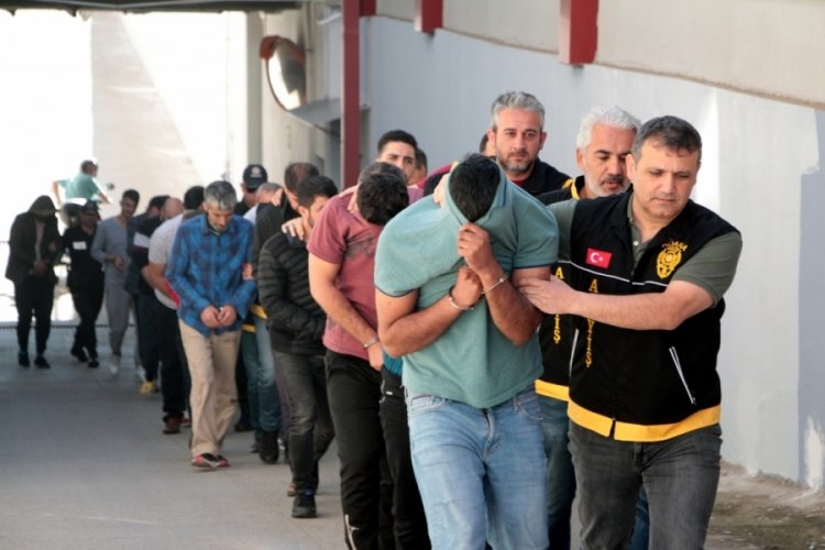 Yaşlı kadın 'Adınız FET&Ouml; soruşturmasına karıştı' yalanıyla dolandırıldı