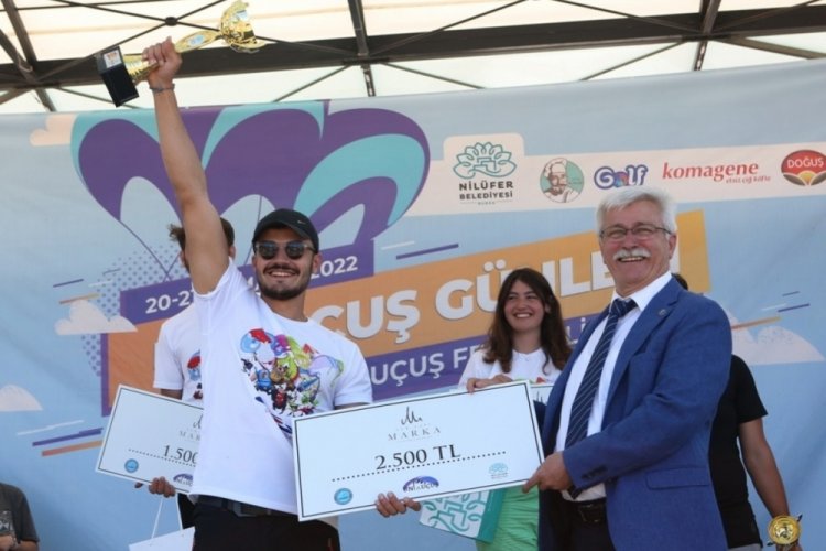 Bursa'da "Uni U&ccedil;uş G&uuml;nleri"nde dereceye girenler &ouml;d&uuml;llendirildi