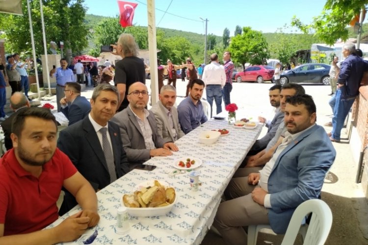 Yeniden Refah Partisi Bursa Nil&uuml;fer il&ccedil;e teşkilatı Hıdrellez şenliğinde