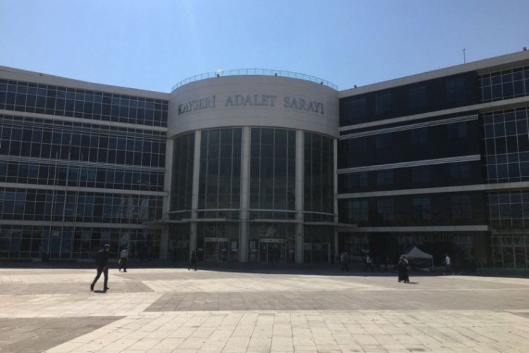 Sahte alkolden 1 kişinin &ouml;l&uuml;m&uuml;ne sebep olan sanığa 7 yıl hapis