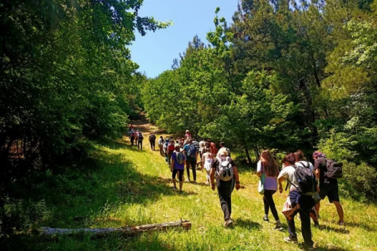 Trakya &Uuml;niversitesi ve Sardos Gen&ccedil;lik birlikte y&uuml;r&uuml;d&uuml;