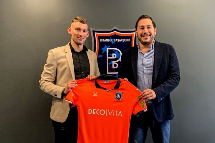 Medipol Başakşehir, Patryk Szysz'i transfer etti
