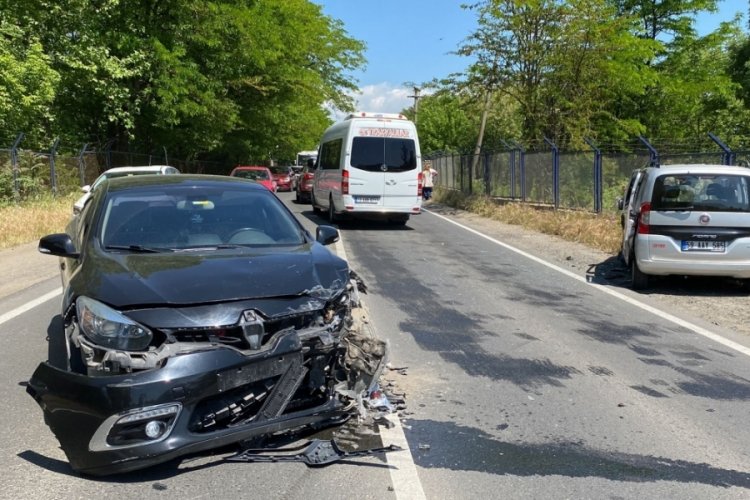 Tekirdağ'da u&ccedil;an evrakı yakalamak isteyince kaza yaptı