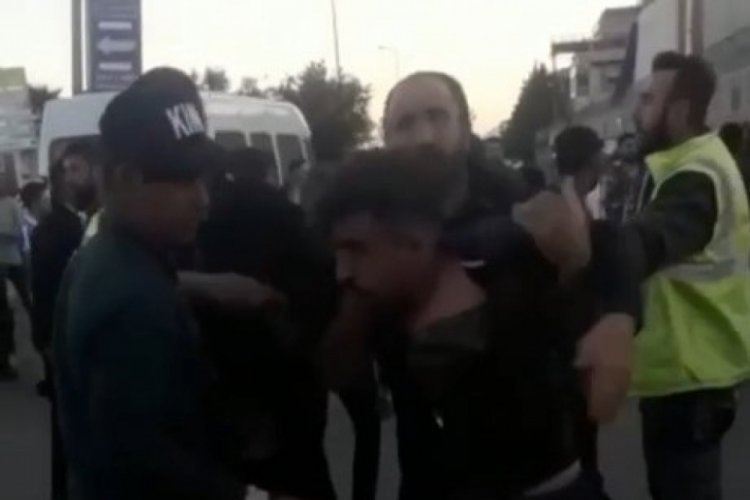 İstanbul'da iki grup arasında sopalı yumruklu kavga