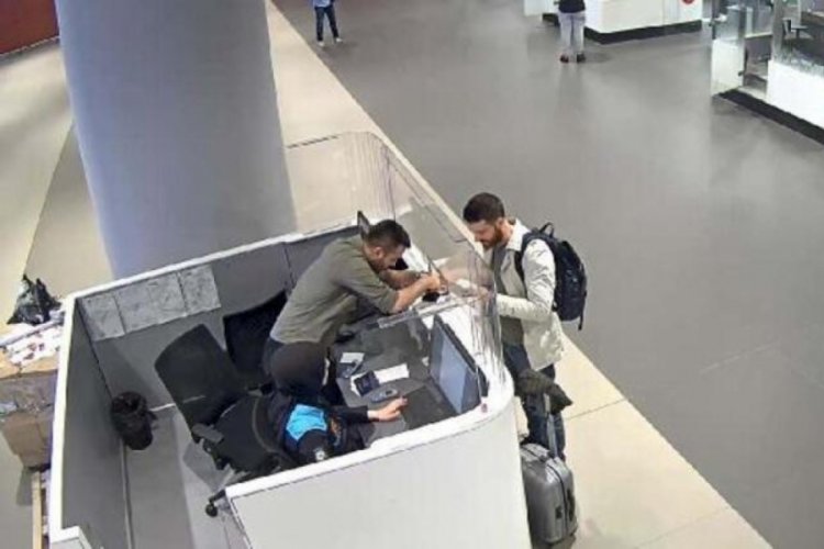 FET&Ouml; ş&uuml;phelisi sahte pasaportla T&uuml;rkiye'ye girmek isterken yakalandı