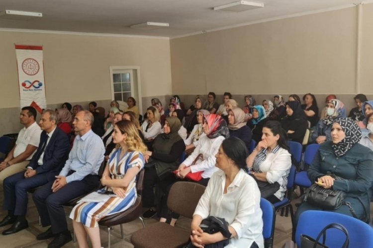 Osmangazi'de kadına y&ouml;nelik şiddeti engelleme eğitimi verildi