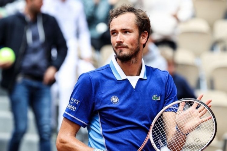 Daniil Medvedev ve  Karolina Pliskova 2. turda