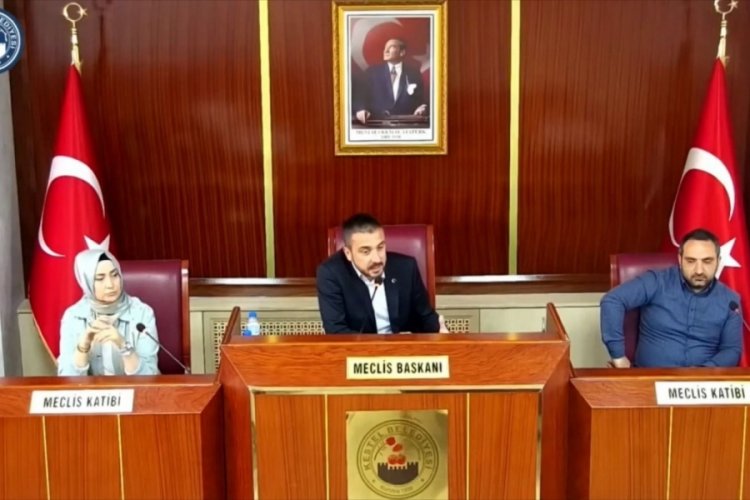 Bursa'da CHP'li meclis &uuml;yesini partisi de dışladı
