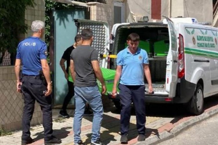 Babalarının &ouml;ld&uuml;rd&uuml;ğ&uuml; kardeşler Ukrayna'da toprağa verilecek