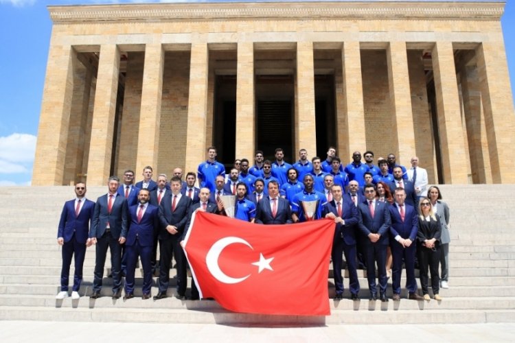 Anadolu Efes, Anıtkabir'i ziyaret etti