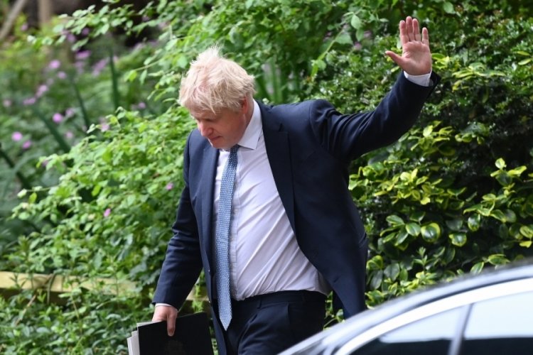 Başbakan Johnson, Partygate skandalı sonrası istifa etmeyecek