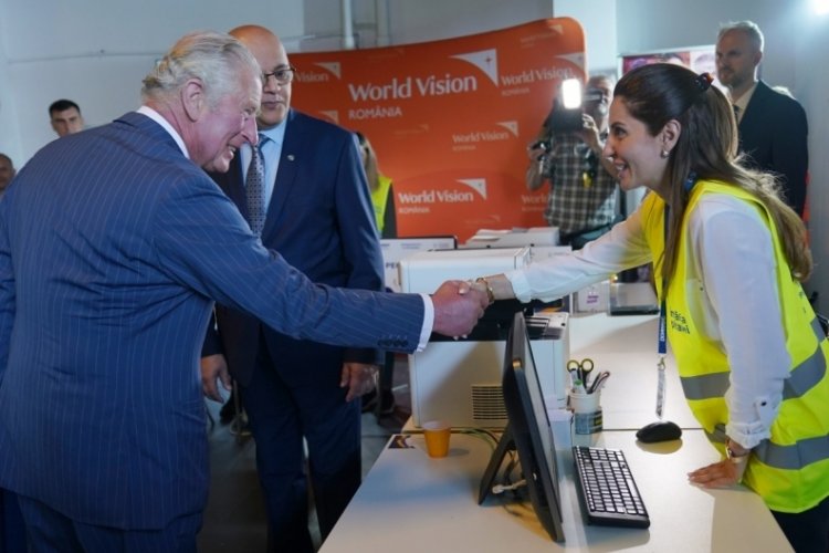 Prens Charles'tan Ukraynalı m&uuml;ltecilere ziyaret