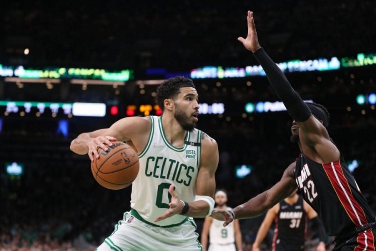 Boston Celtics, Miami Heat serisinde &ouml;ne ge&ccedil;ti