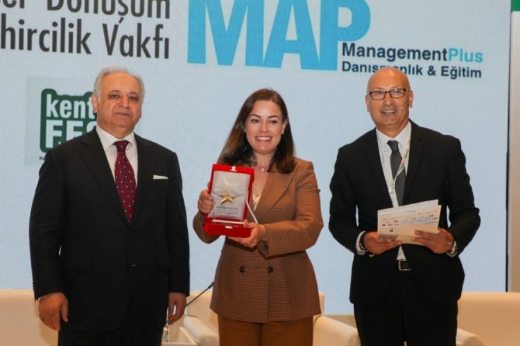 En İyi Kentsel Tasarım Projesi &Ouml;d&uuml;l&uuml; Gemlik Belediyesi'nin oldu