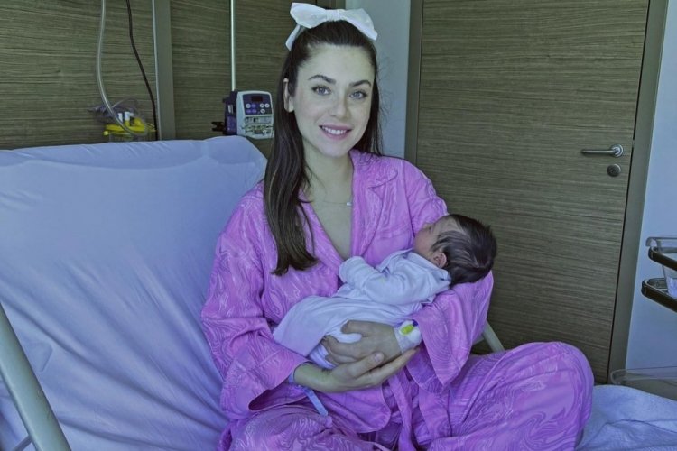 Fulya Zenginer, oğlu ile fotoğraf paylaştı
