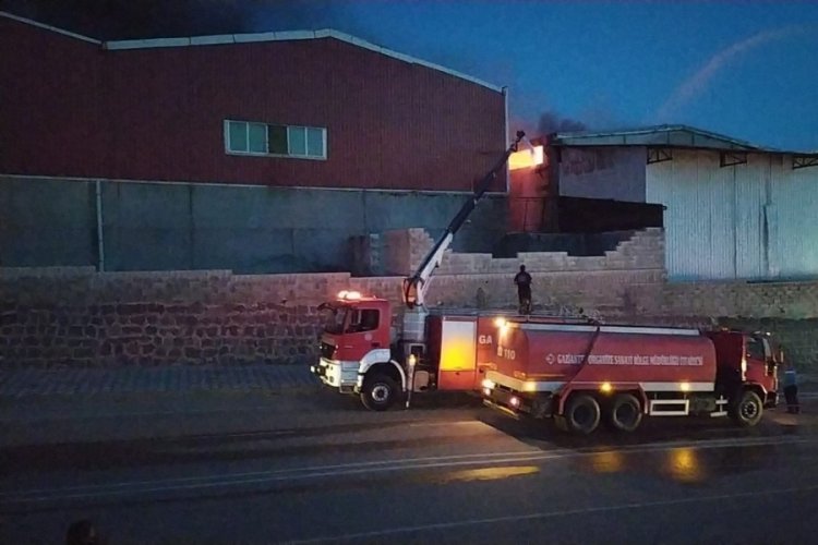 Halı fabrikasında korkutan yangın