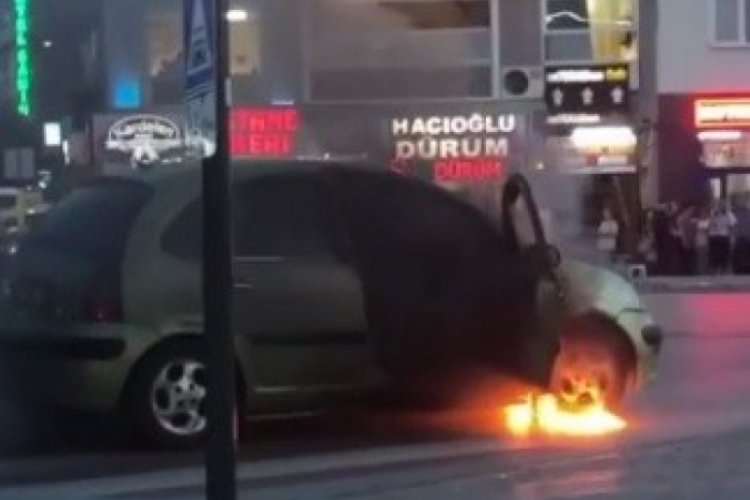 Bursa'da seyir halindeyken alev alev yandı