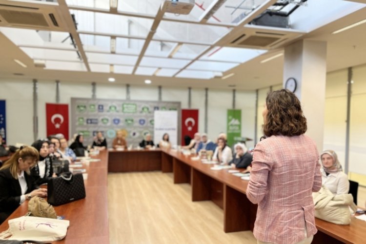 Bursa'da enerji timi, tasarrufu anlattı