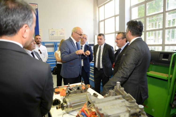 BU&Uuml; Teknik Bilimler MYO'da eğitim altyapısı g&uuml;&ccedil;lendirildi