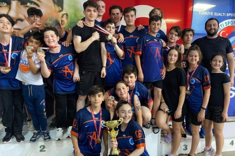 Atlantik Y&uuml;zme Ve Su Sporları Kul&uuml;b&uuml;'nden b&uuml;y&uuml;k başarı