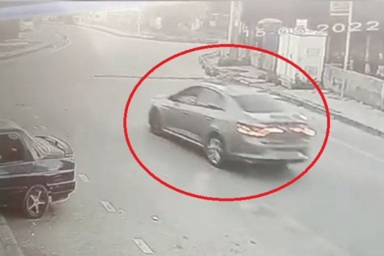 Bursa'da hırsızlar, vatandaşın kamerasına yakalandılar