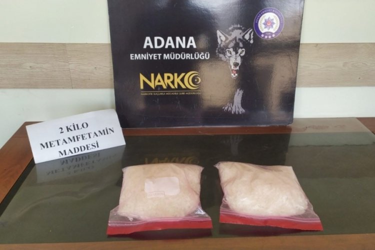 Atık kağıt kamyonetinden 2 kilo metamfetamin &ccedil;ıktı
