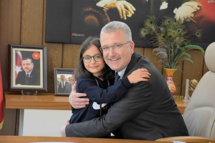 Avrupa şampiyonu olan Bursa Karacabey Belediyesporlu Elif, T&uuml;rkiye'yi gururlandırdı