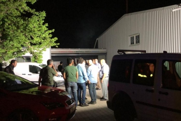 Bursa'da işyerinde silahlı kavgaya karışan 3 kişi g&ouml;zaltında