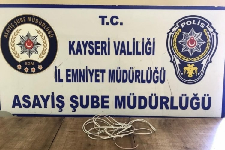 Kablo hırsızları polisten ka&ccedil;amadı