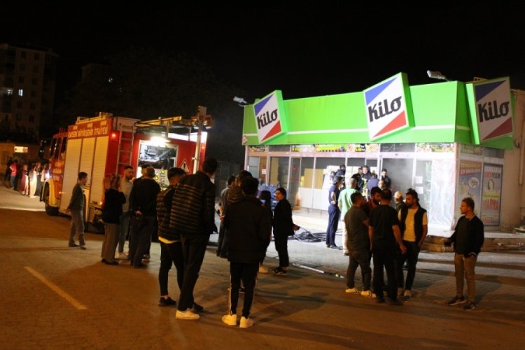 Eski &ccedil;alışan girdiği markette dehşet sa&ccedil;tı