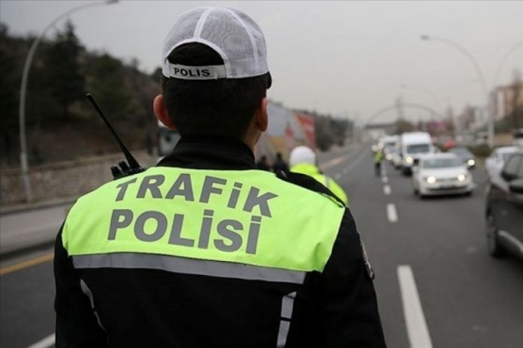 İstanbul'da Valilikten 'toplu ulaşım kullanılması' &ouml;nerisi