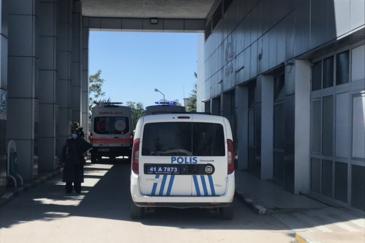 Ensesine isabet eden yorgun mermi nedeniyle dehşeti yaşadı