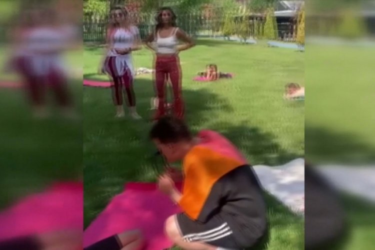 T&uuml;rk D&uuml;nyası Vakfı 'parktaki yoga' etkinliği hakkında a&ccedil;ıklama yaptı